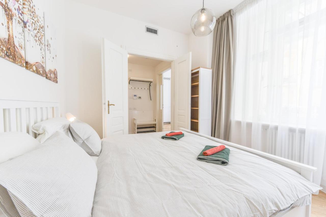 Apartamento Brand New Next To Old Town Square Praga